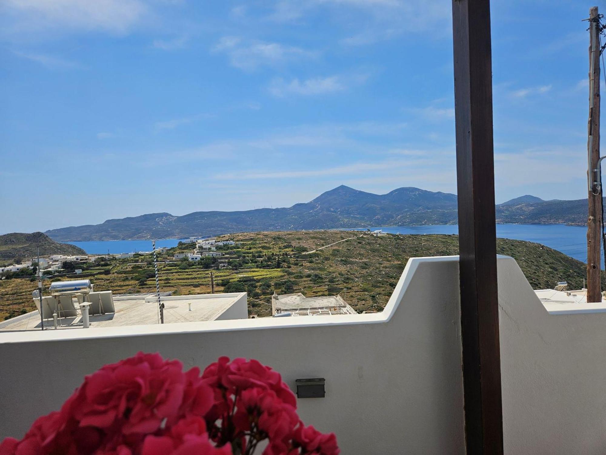 Trypiti Sea View Apartment Luaran gambar