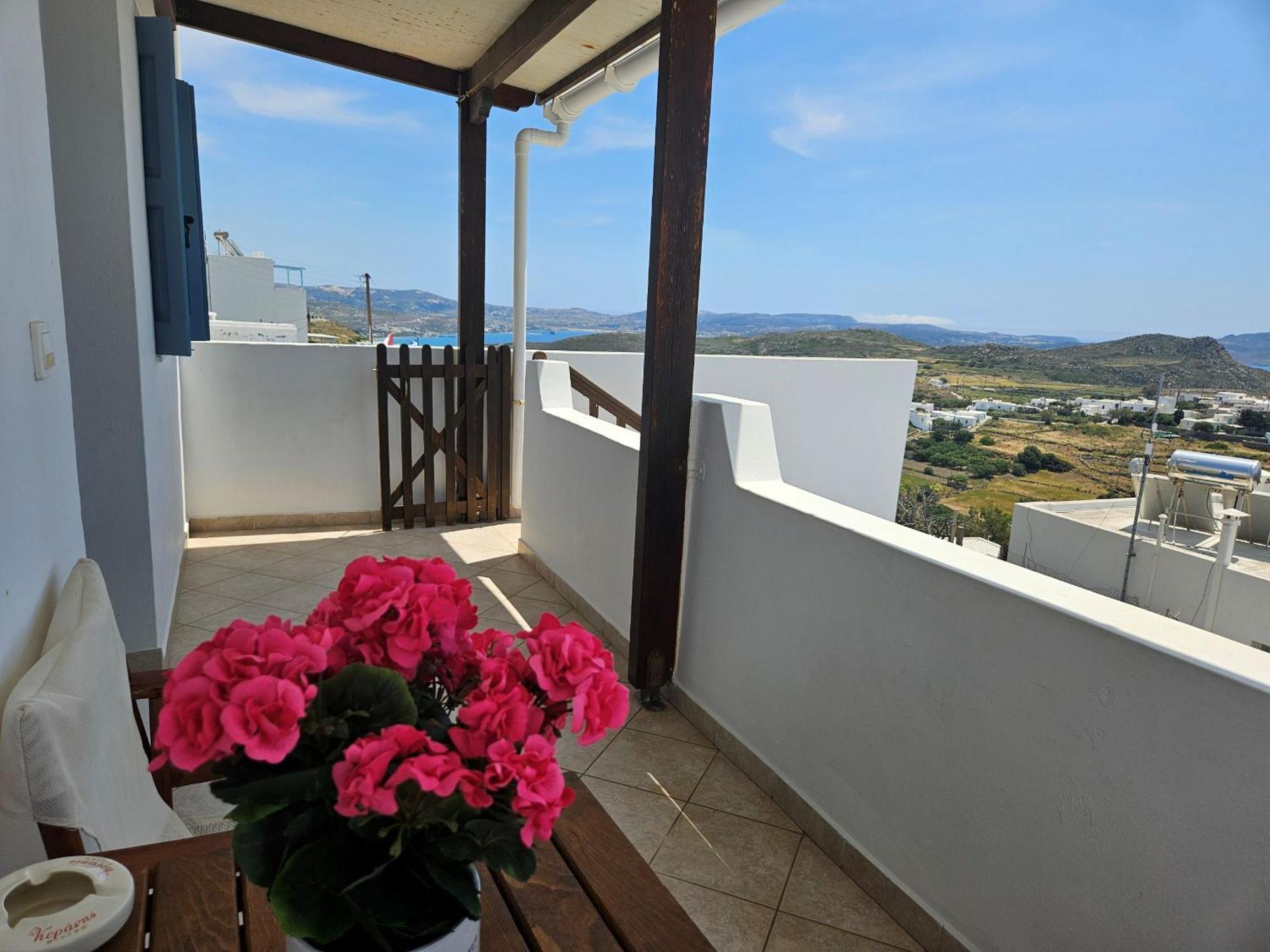 Trypiti Sea View Apartment Luaran gambar